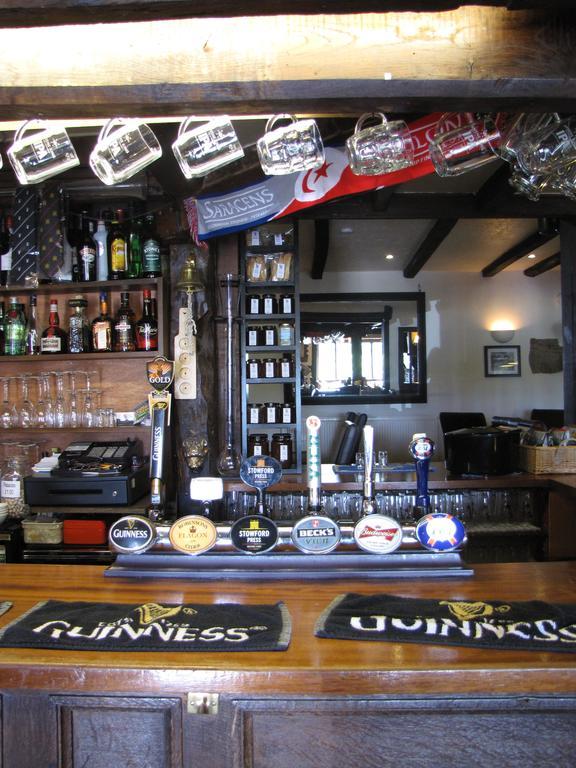 Rose & Crown Hotel เท็นเบอรี ภายนอก รูปภาพ